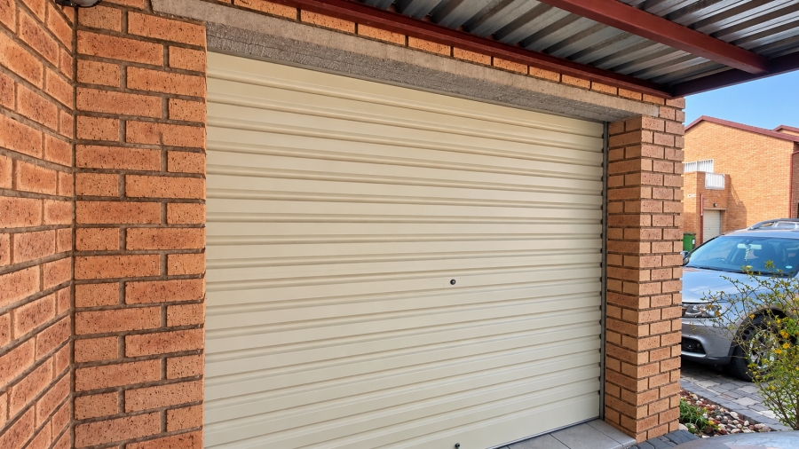 To Let 2 Bedroom Property for Rent in The Reeds Gauteng