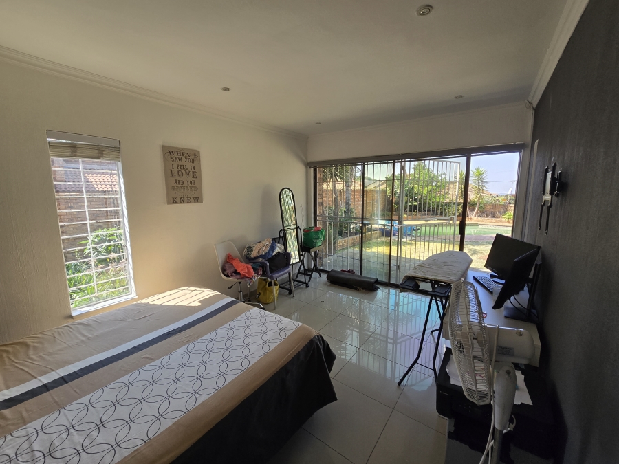 4 Bedroom Property for Sale in Bassonia Gauteng