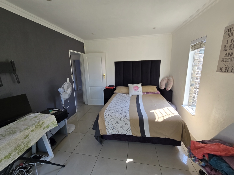 4 Bedroom Property for Sale in Bassonia Gauteng