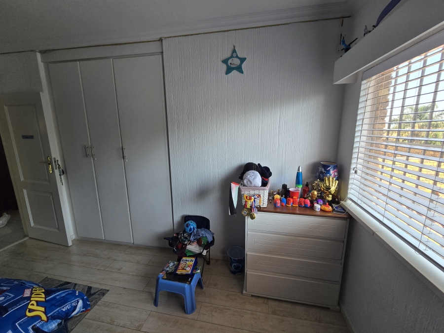 4 Bedroom Property for Sale in Bassonia Gauteng
