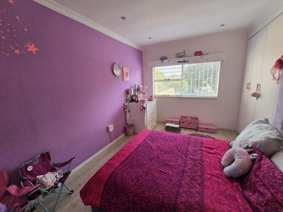 4 Bedroom Property for Sale in Bassonia Gauteng