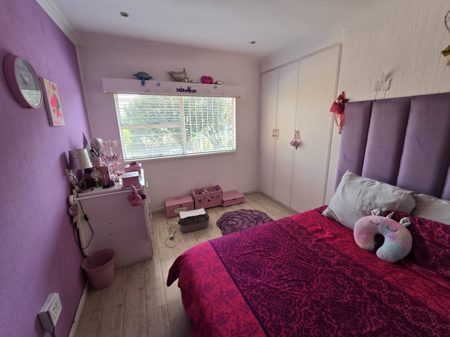 4 Bedroom Property for Sale in Bassonia Gauteng