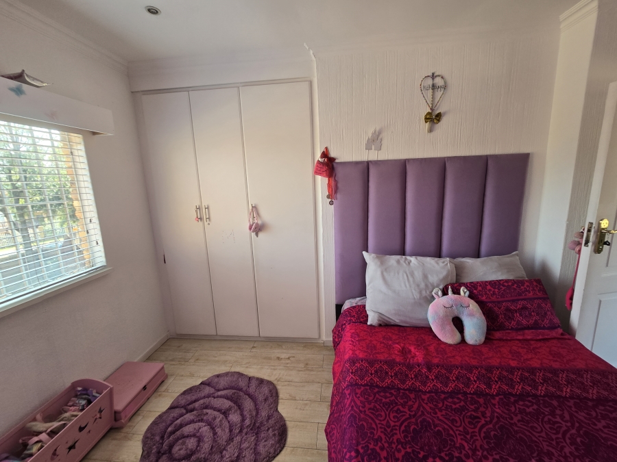 4 Bedroom Property for Sale in Bassonia Gauteng