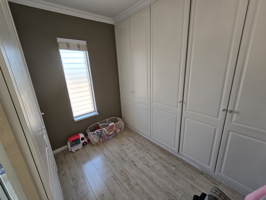 4 Bedroom Property for Sale in Bassonia Gauteng