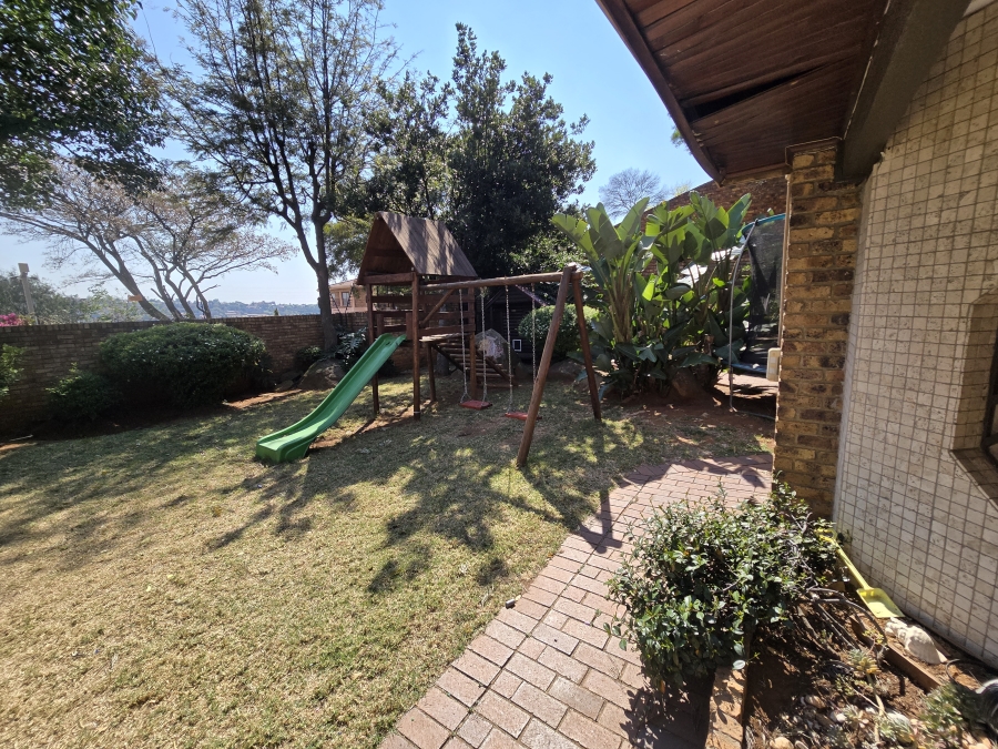 4 Bedroom Property for Sale in Bassonia Gauteng