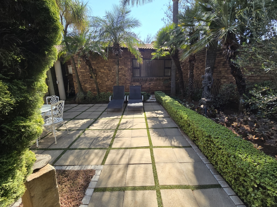 3 Bedroom Property for Sale in Glenvista Gauteng
