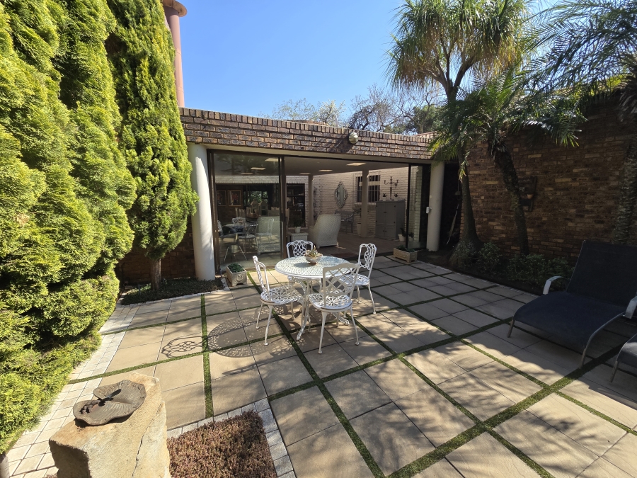 3 Bedroom Property for Sale in Glenvista Gauteng