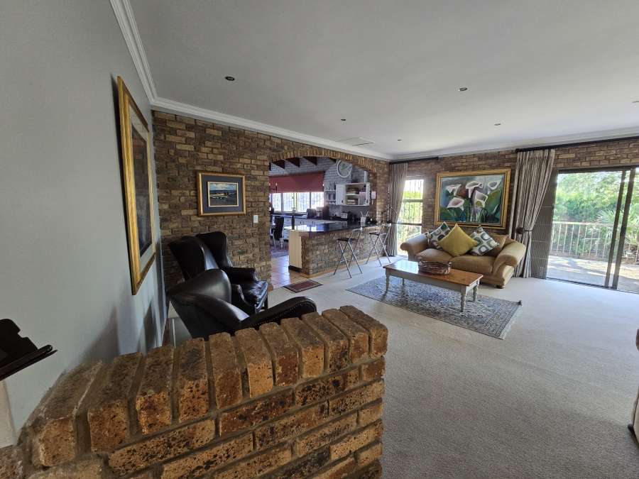 3 Bedroom Property for Sale in Glenvista Gauteng