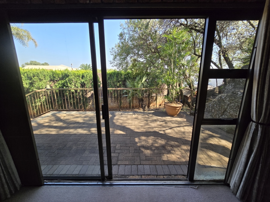3 Bedroom Property for Sale in Glenvista Gauteng