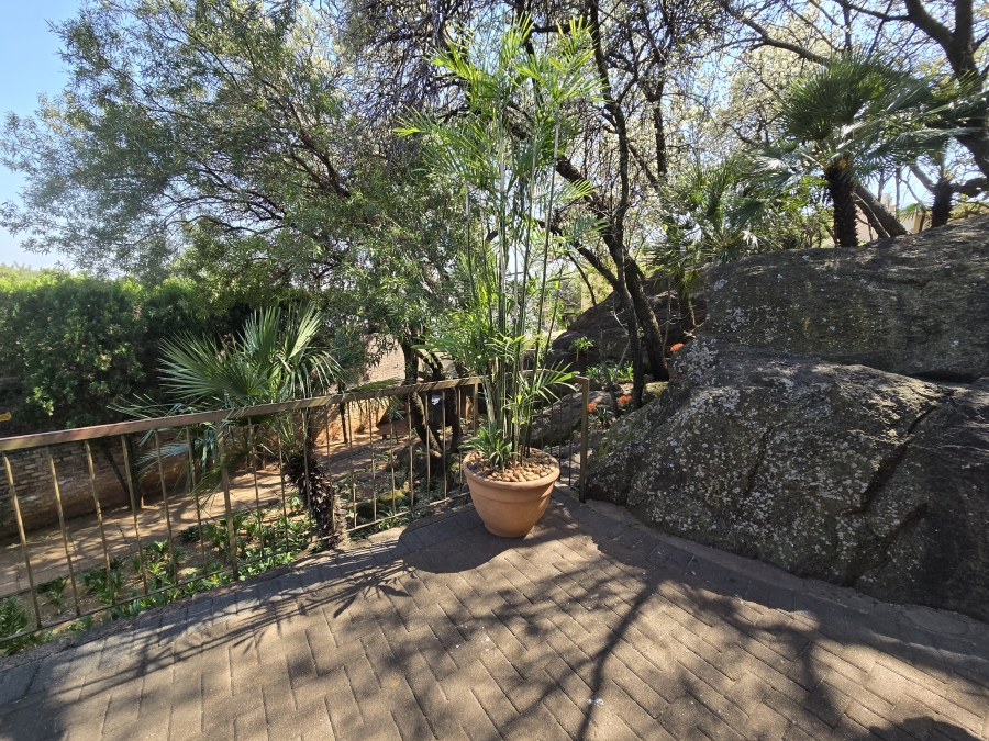 3 Bedroom Property for Sale in Glenvista Gauteng