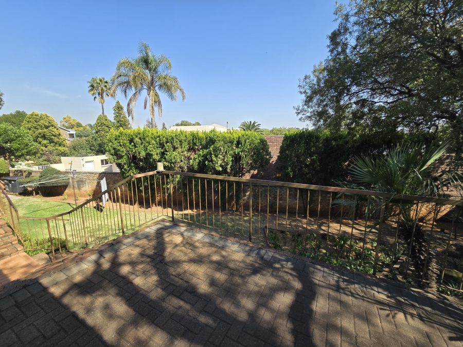 3 Bedroom Property for Sale in Glenvista Gauteng