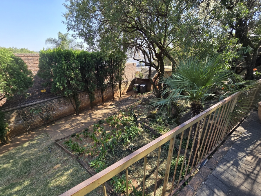 3 Bedroom Property for Sale in Glenvista Gauteng