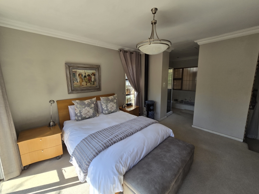 3 Bedroom Property for Sale in Glenvista Gauteng