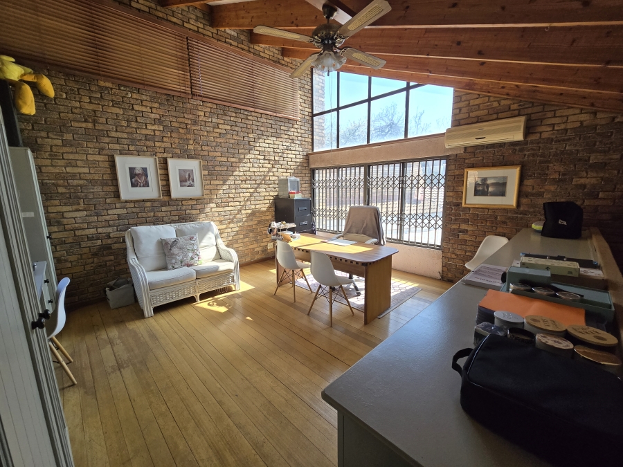 3 Bedroom Property for Sale in Glenvista Gauteng