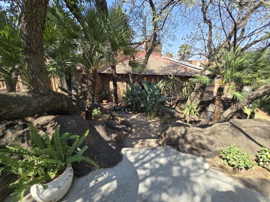3 Bedroom Property for Sale in Glenvista Gauteng