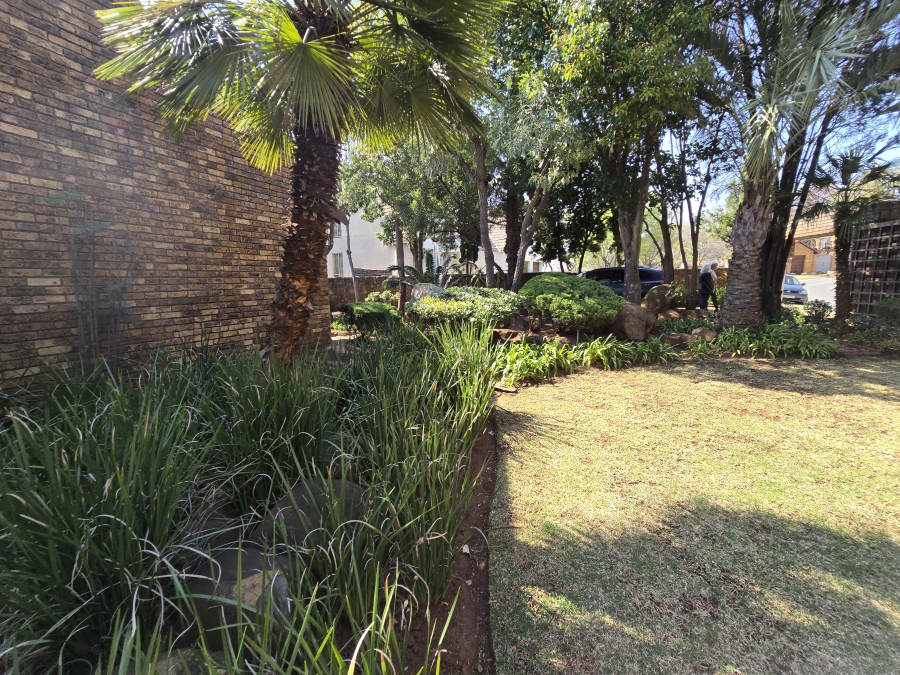 3 Bedroom Property for Sale in Glenvista Gauteng
