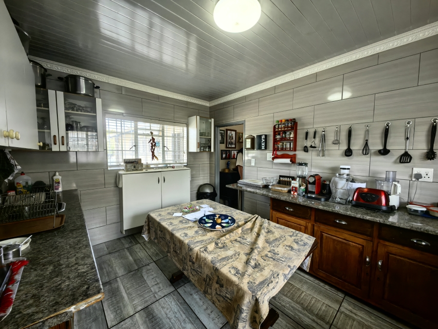 3 Bedroom Property for Sale in Verwoerdpark Gauteng