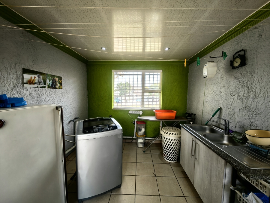 3 Bedroom Property for Sale in Verwoerdpark Gauteng