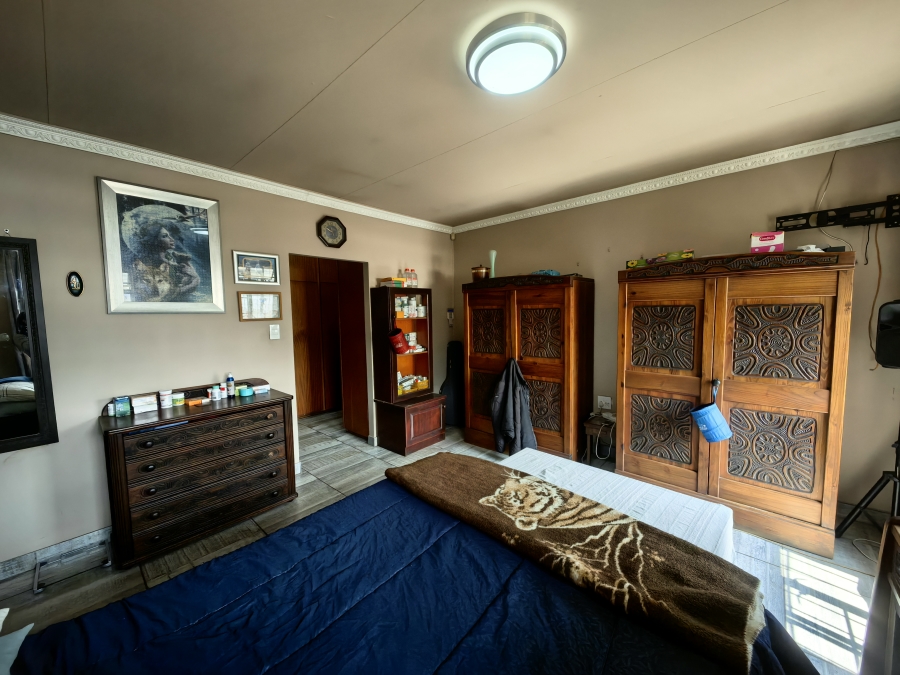 3 Bedroom Property for Sale in Verwoerdpark Gauteng