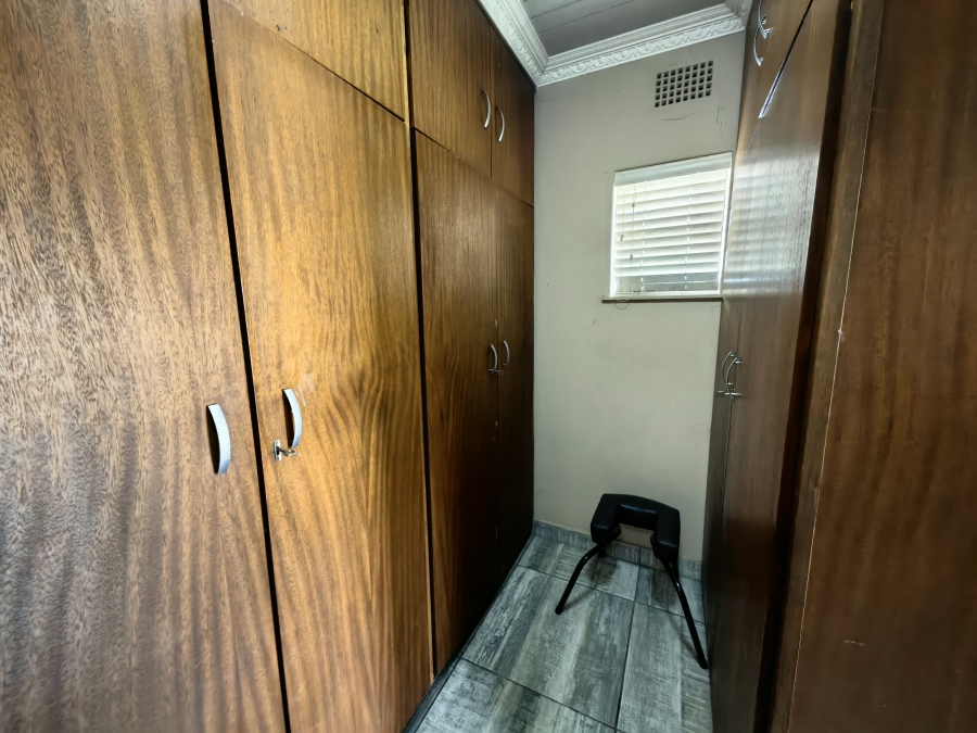 3 Bedroom Property for Sale in Verwoerdpark Gauteng