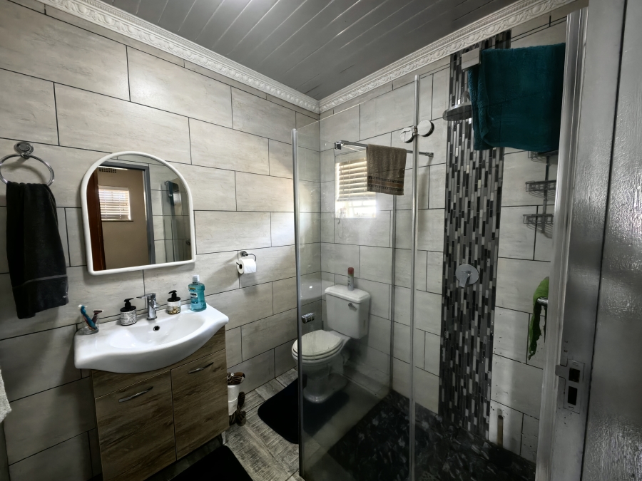 3 Bedroom Property for Sale in Verwoerdpark Gauteng