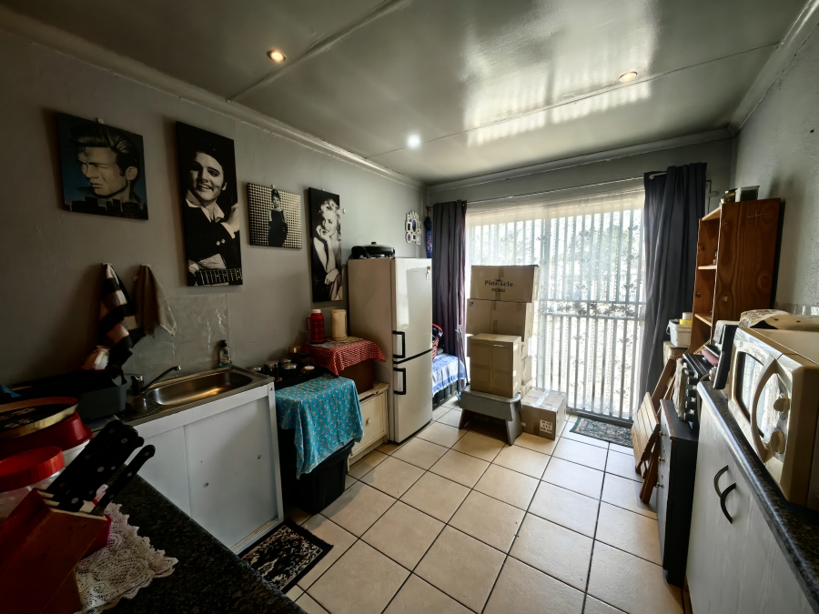 3 Bedroom Property for Sale in Verwoerdpark Gauteng