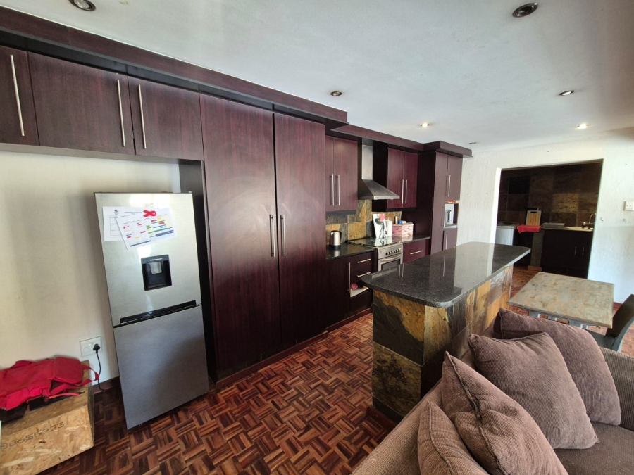3 Bedroom Property for Sale in Brackendowns Gauteng