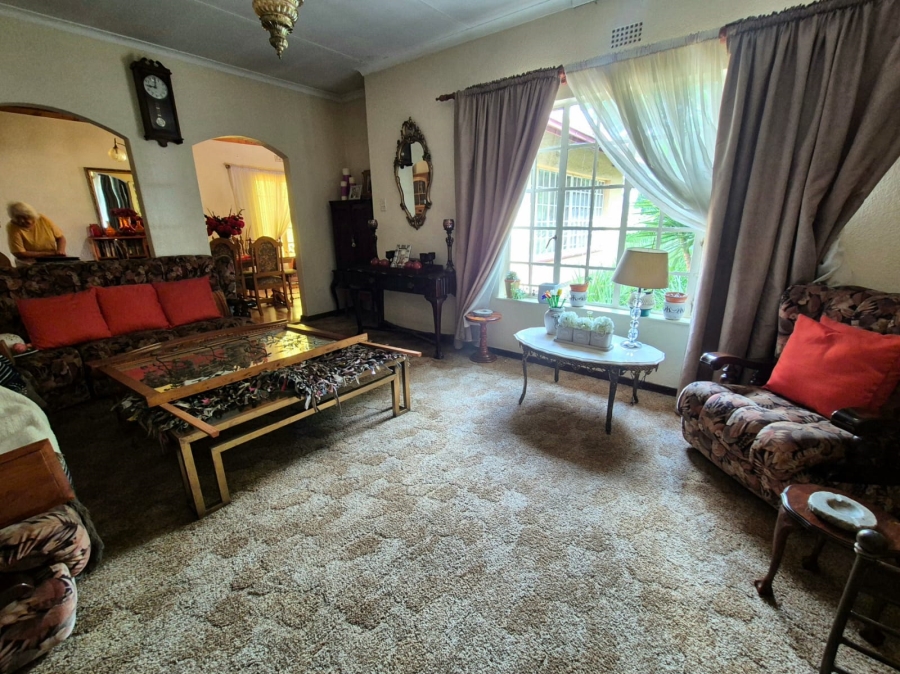 3 Bedroom Property for Sale in Brackendowns Gauteng