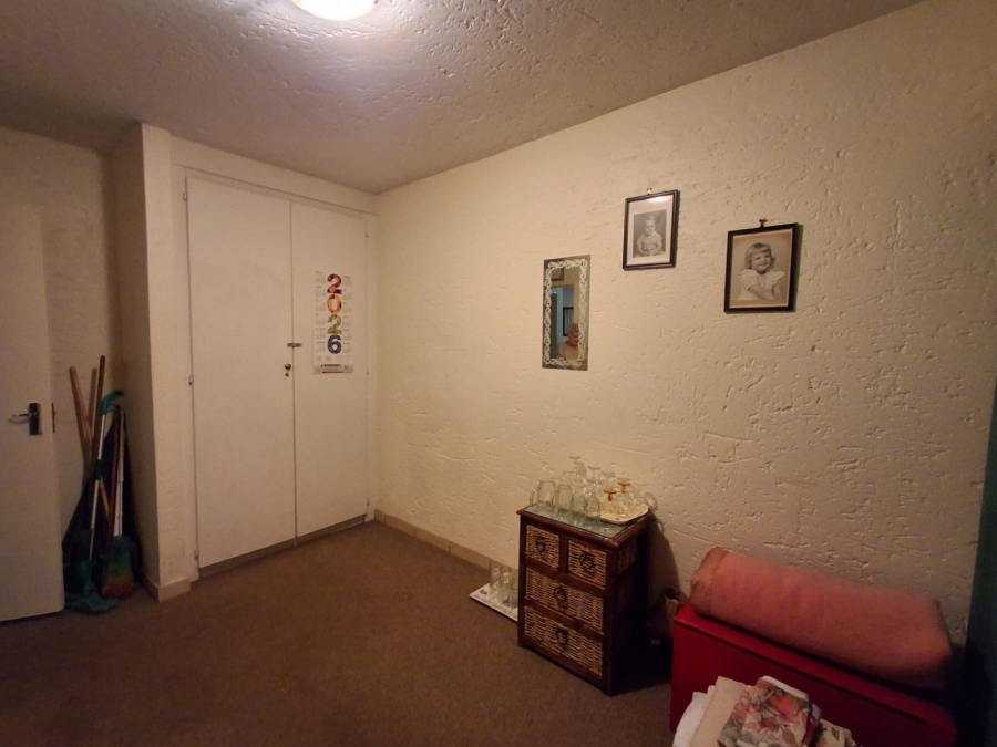 To Let 2 Bedroom Property for Rent in Kenleaf Gauteng