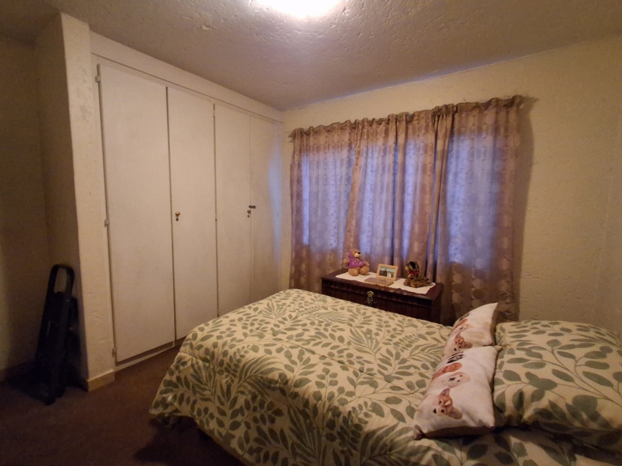 To Let 2 Bedroom Property for Rent in Kenleaf Gauteng