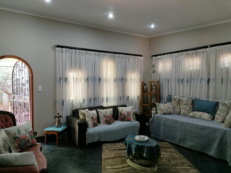 3 Bedroom Property for Sale in Birchleigh Gauteng