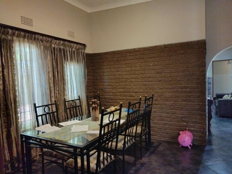 3 Bedroom Property for Sale in Birchleigh Gauteng