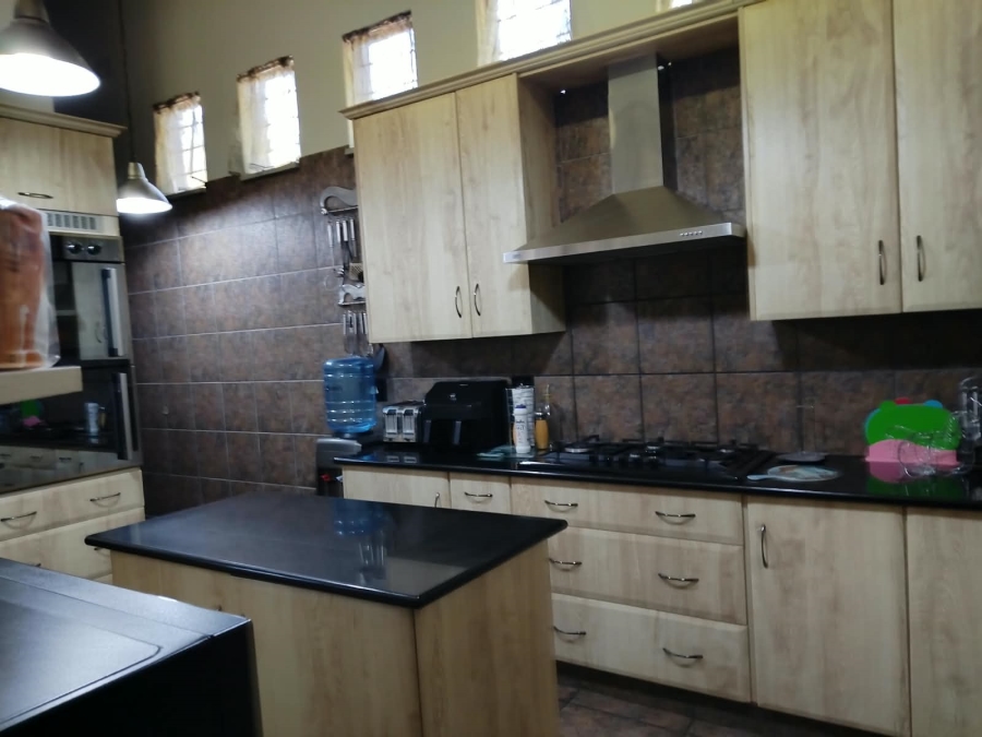 3 Bedroom Property for Sale in Birchleigh Gauteng