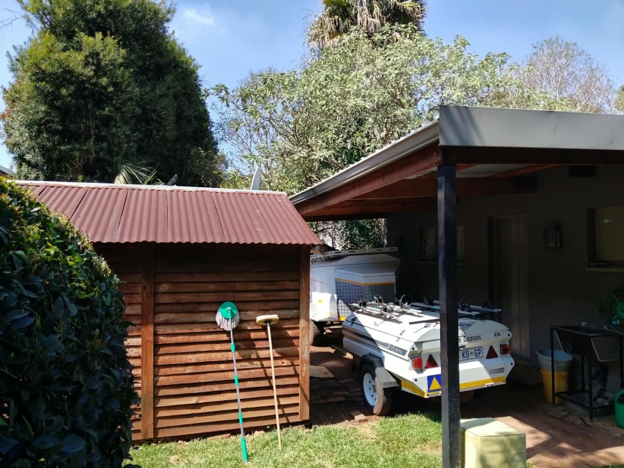 3 Bedroom Property for Sale in Birchleigh Gauteng