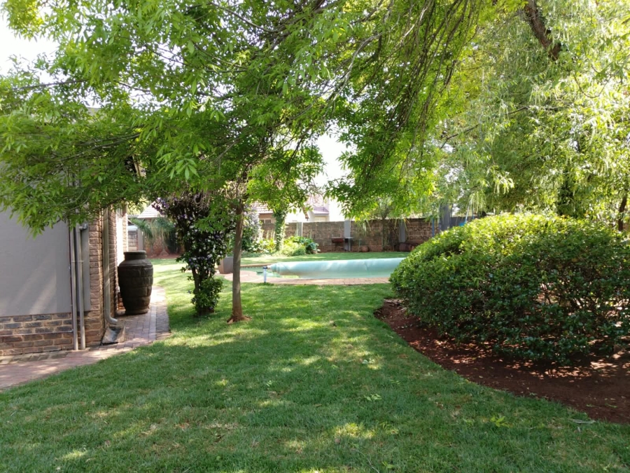 3 Bedroom Property for Sale in Birchleigh Gauteng