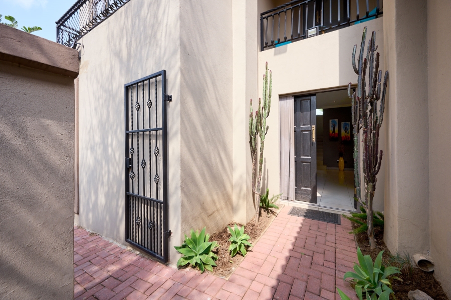 3 Bedroom Property for Sale in Halfway Gardens Gauteng