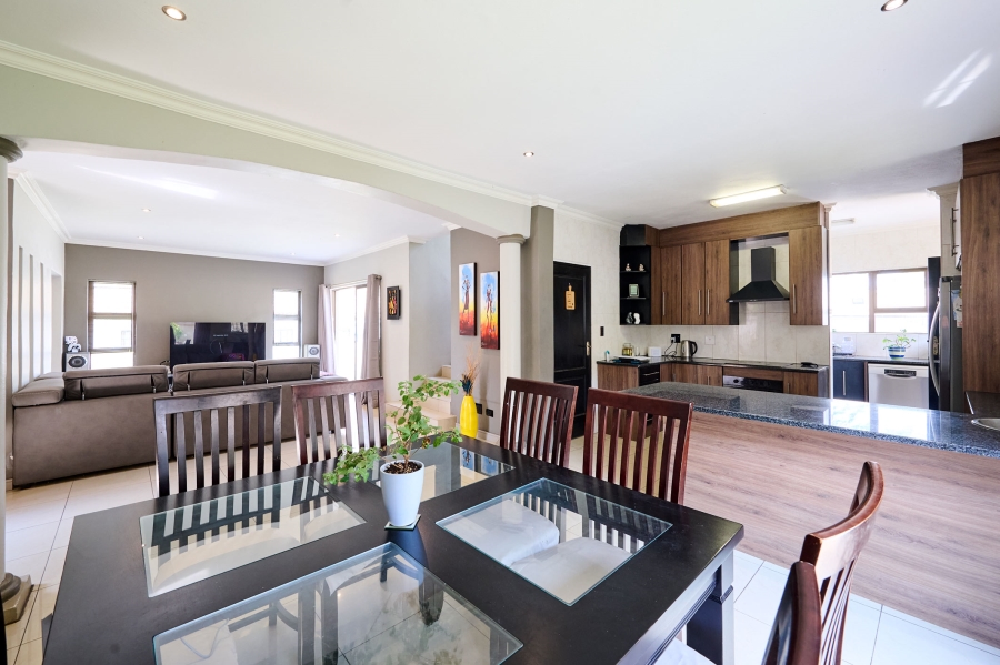 3 Bedroom Property for Sale in Halfway Gardens Gauteng