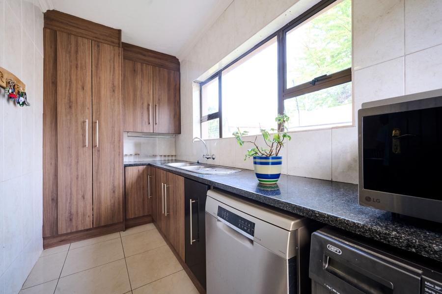 3 Bedroom Property for Sale in Halfway Gardens Gauteng
