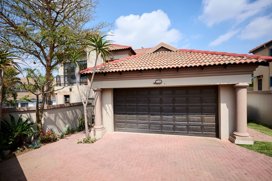 3 Bedroom Property for Sale in Halfway Gardens Gauteng