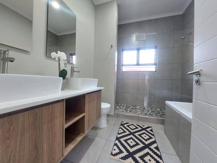 3 Bedroom Property for Sale in Rietvalleirand Gauteng