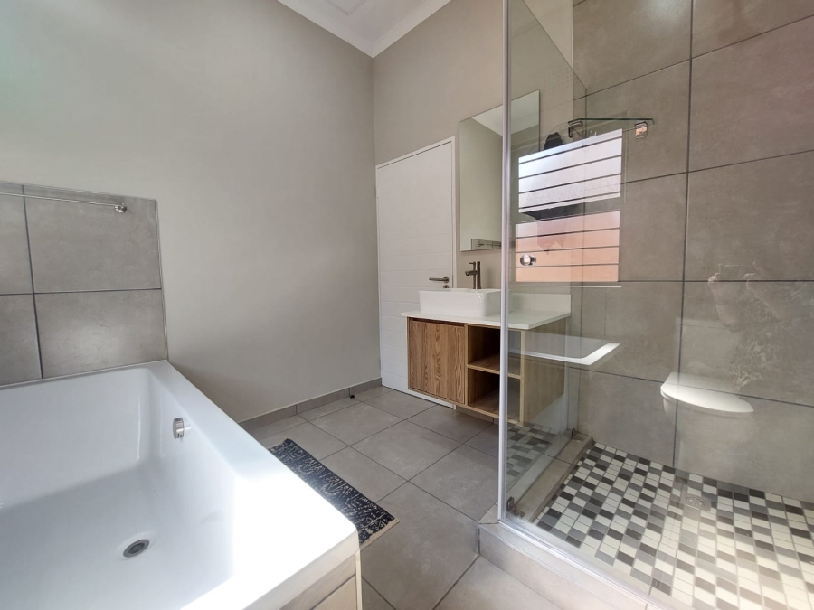 3 Bedroom Property for Sale in Rietvalleirand Gauteng