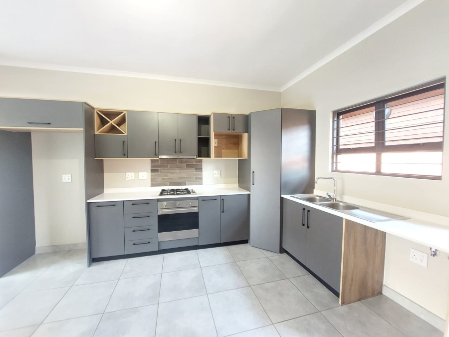 3 Bedroom Property for Sale in Boardwalk Villas Gauteng