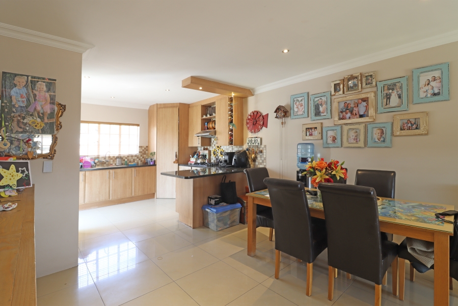 12 Bedroom Property for Sale in Glenferness Gauteng