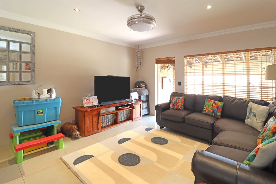 12 Bedroom Property for Sale in Glenferness Gauteng