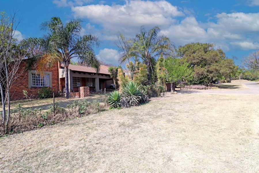 12 Bedroom Property for Sale in Glenferness Gauteng