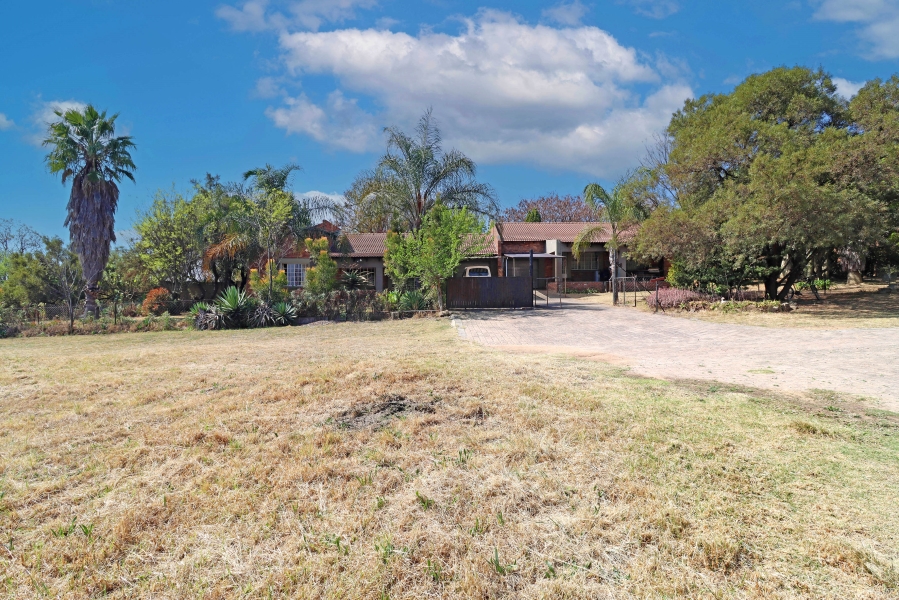 12 Bedroom Property for Sale in Glenferness Gauteng