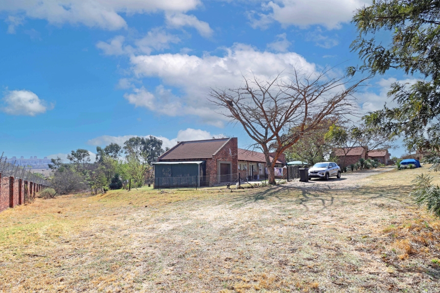 12 Bedroom Property for Sale in Glenferness Gauteng