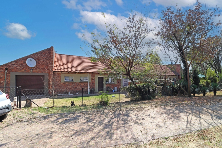 12 Bedroom Property for Sale in Glenferness Gauteng