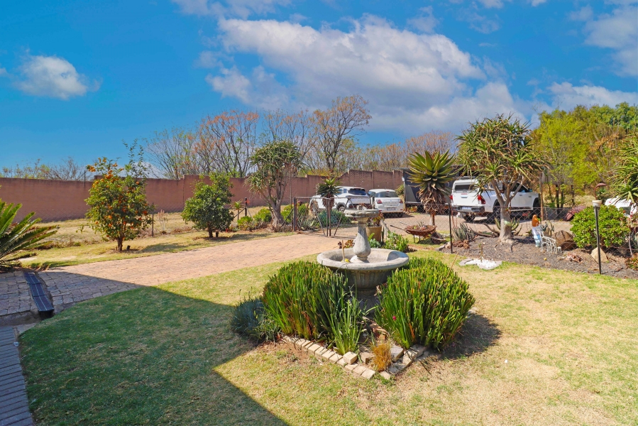 12 Bedroom Property for Sale in Glenferness Gauteng