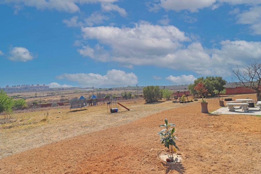 12 Bedroom Property for Sale in Glenferness Gauteng